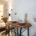 El Passo Cycladic Alley - By μρs Apartment *